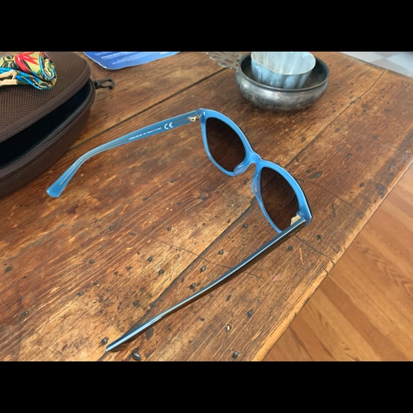Maui Jim sunglasses - Picture 4 of 7